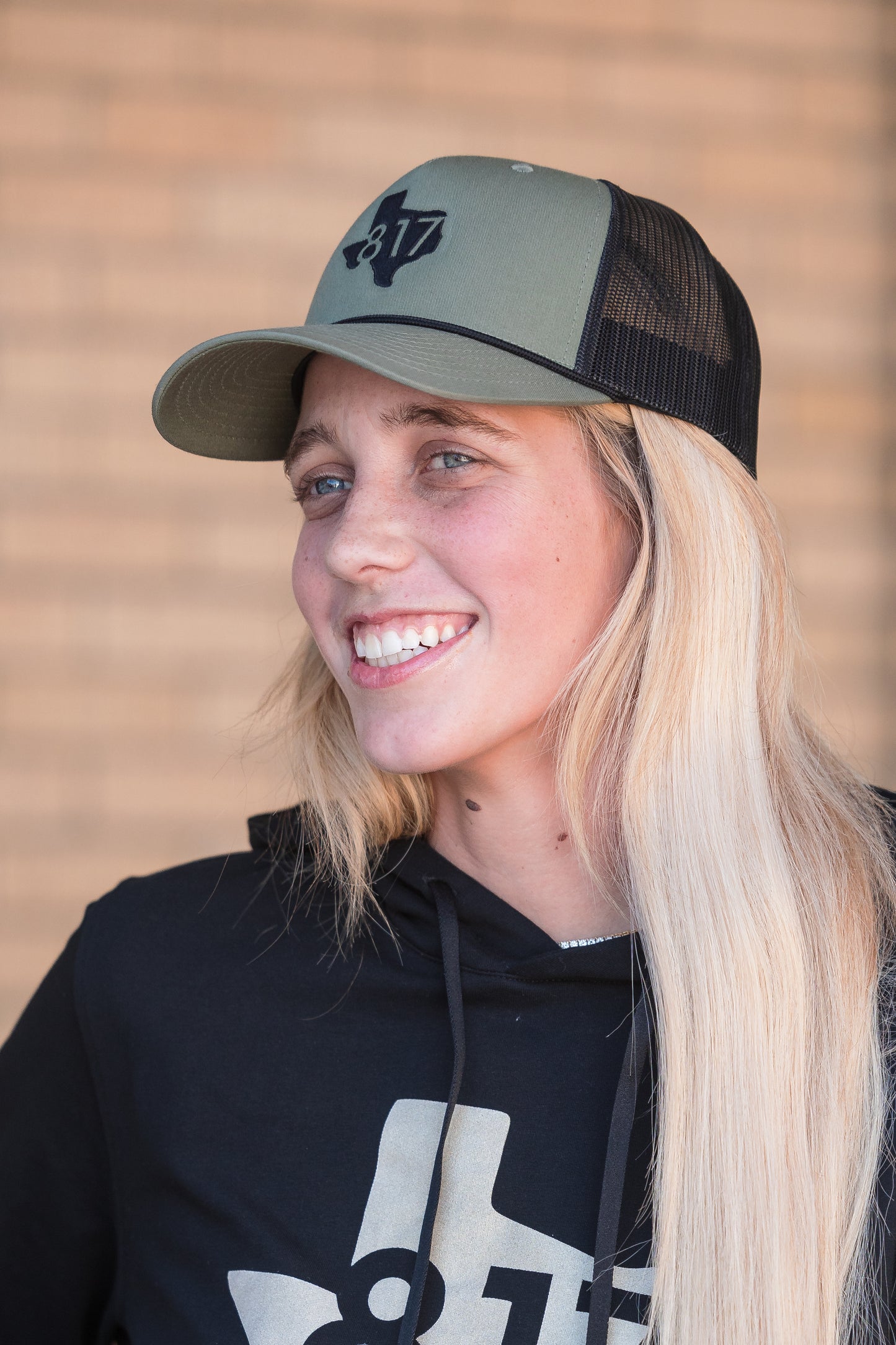 817 Trucker Cap Olive/Black